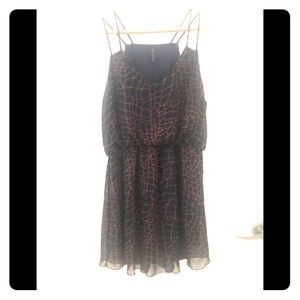 Above the knee, blousy dress